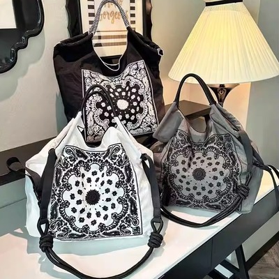 日本代购ballchain腰果花刺绣购物袋尼龙环保袋斜挎包手提单肩包