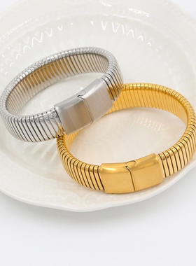 欧美ins博主极简叠带竖条纹弹力手镯18k金不掉色高级磁扣男女手环