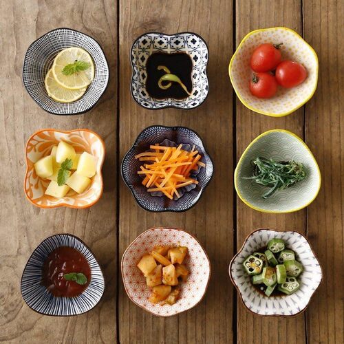 4 small serving bowls with ceramic saucer sauce