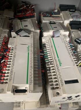 TM218LDA40DRPHN，TM2DMM16DRT