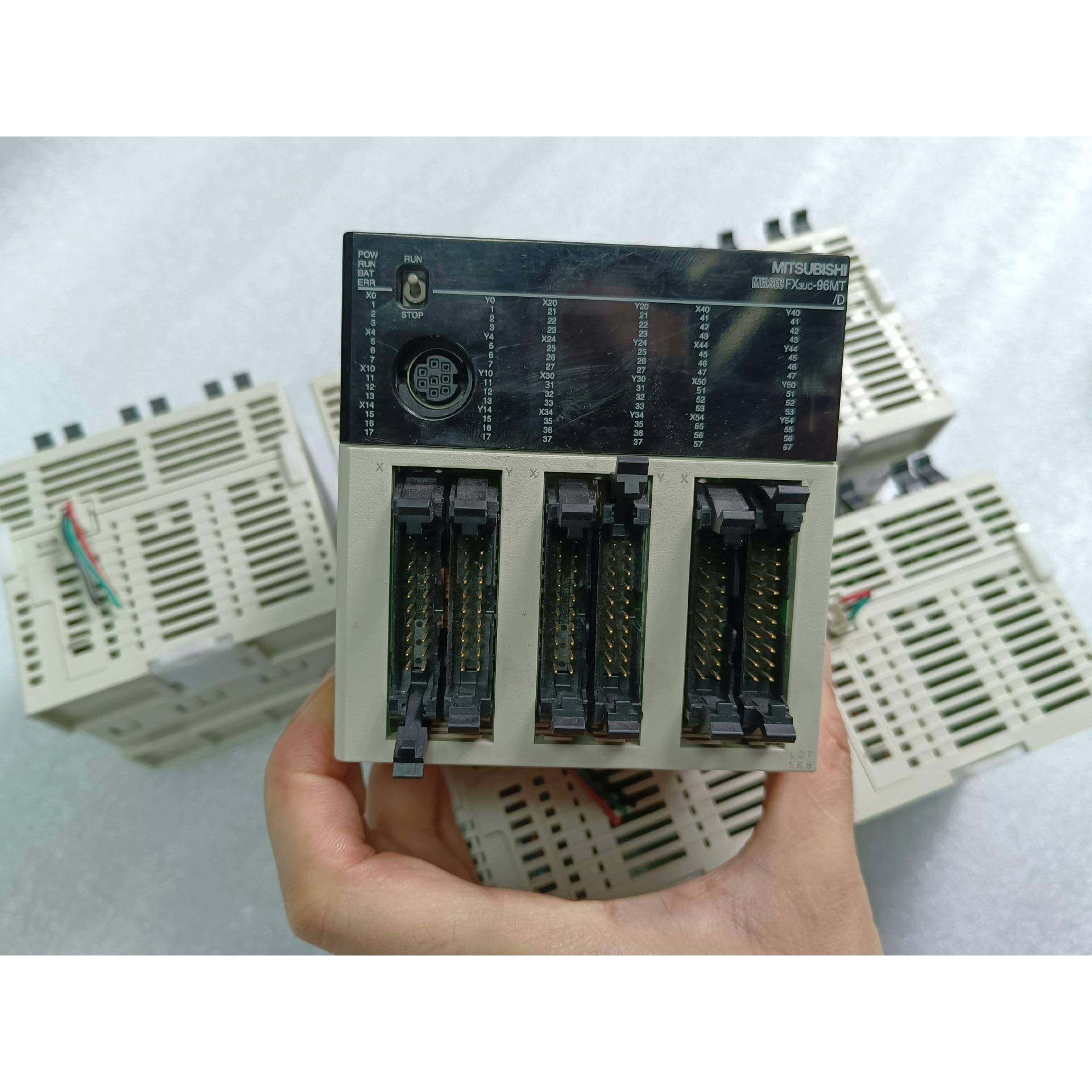 FX3UC-96MT/DPLC主机