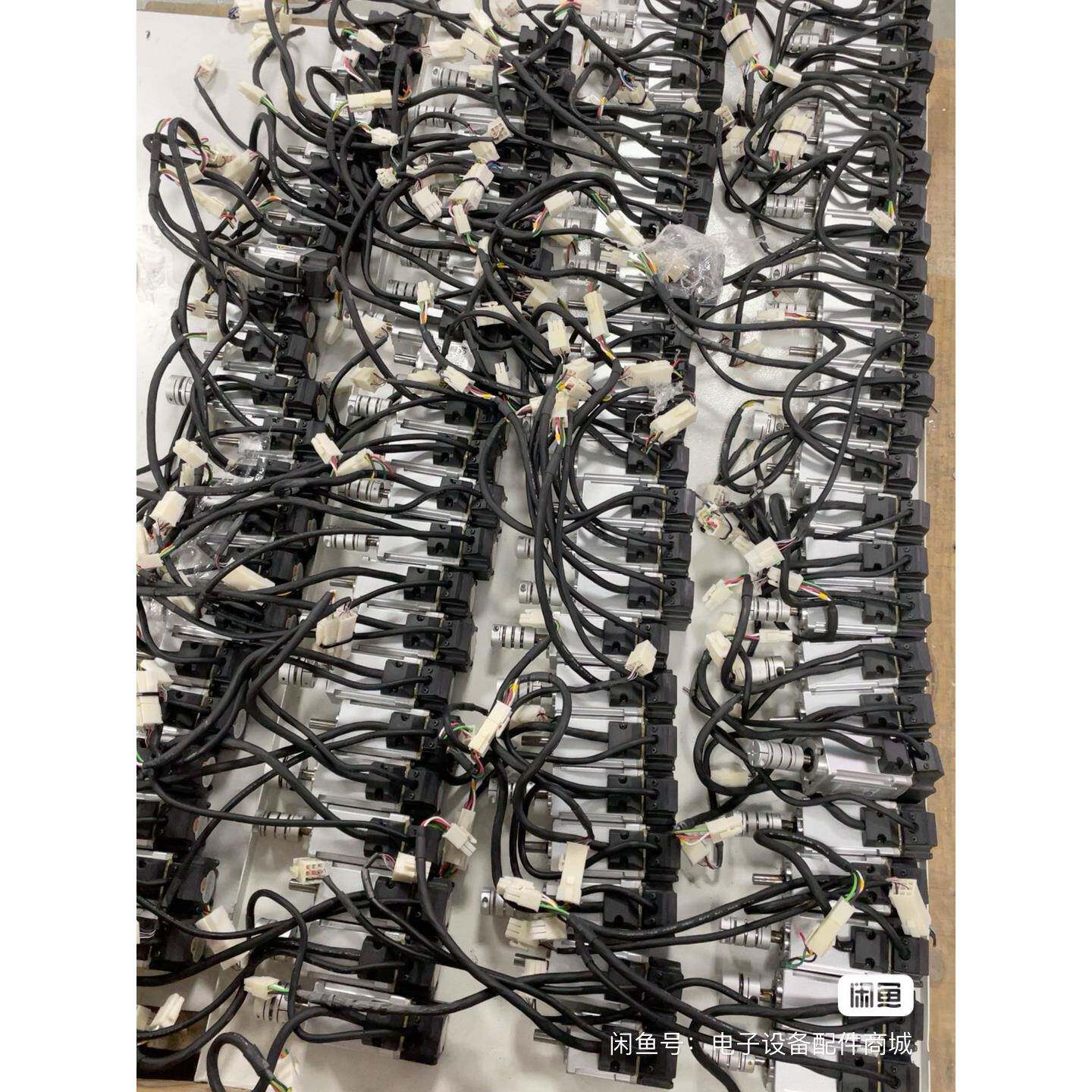 a6 100w伺服 MSMF012L1V2M MSMF0