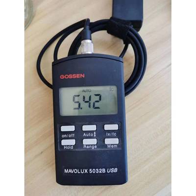 德国GOSSEN便携式高精度数字式照度计照度仪MAVOLUX