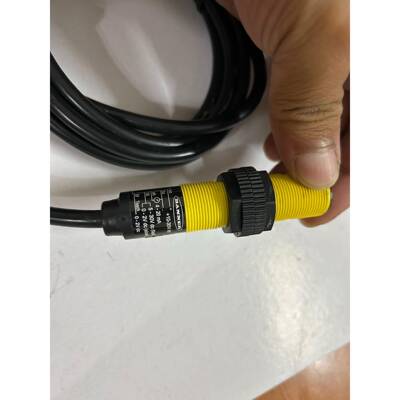 BANNER邦纳S18UIA超声波传感器