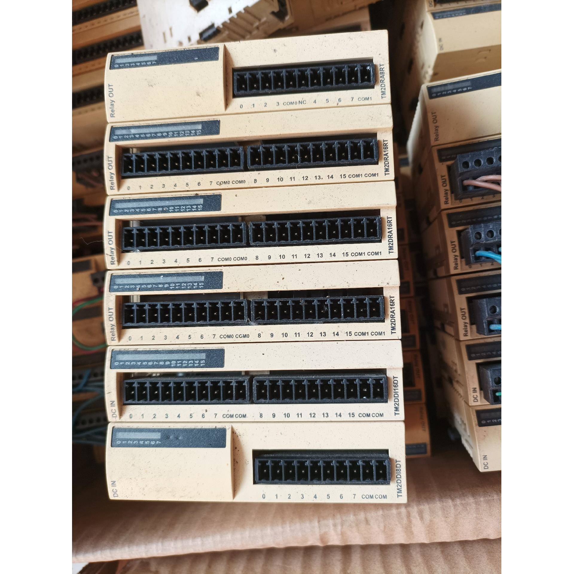 plc模块 TM2DDI16DT