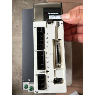 驱动器MEDKT7364E非常好，2.5KW如图