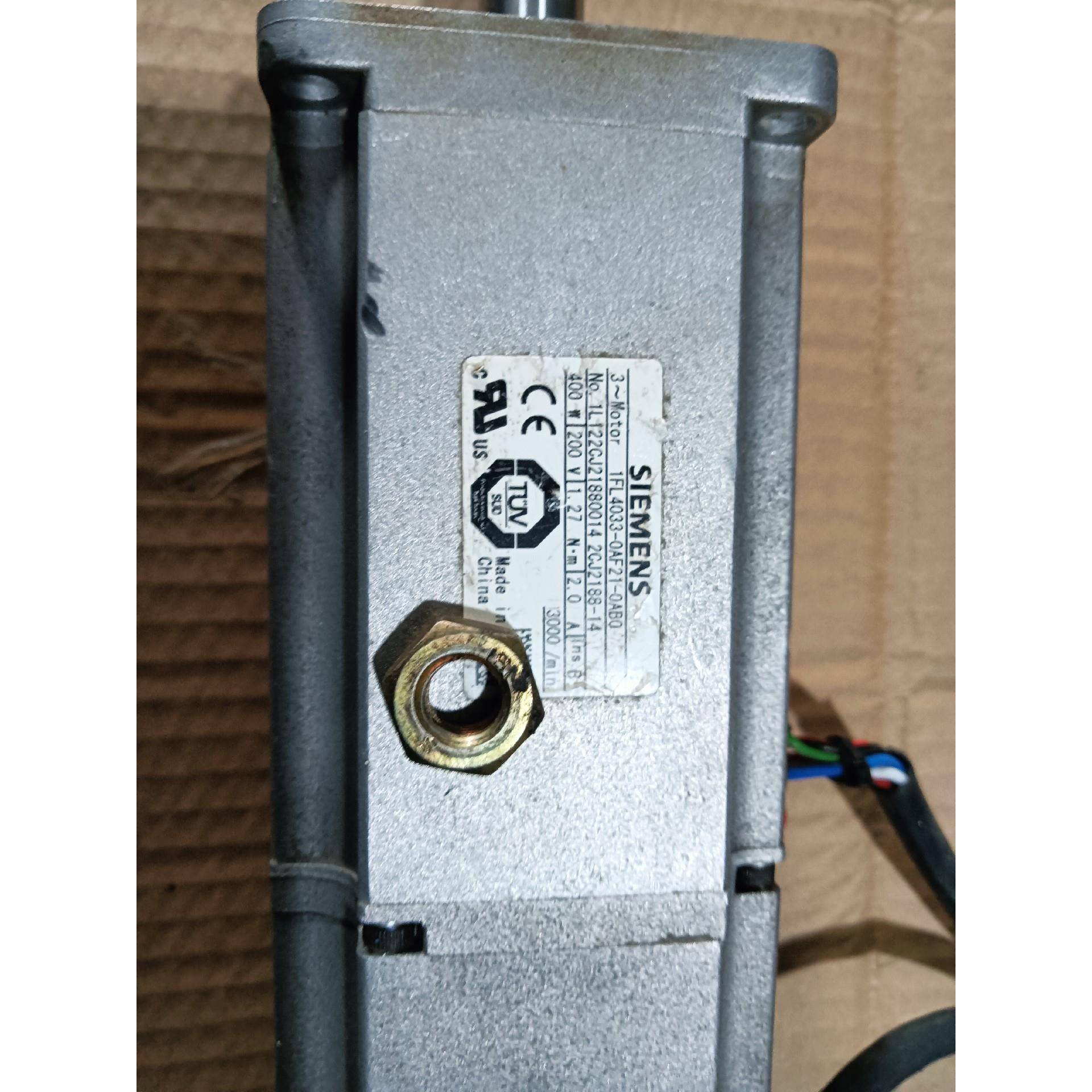 1FL4033-0AF21-0AB0伺服电机，400W