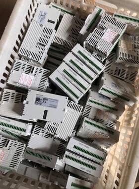 台达DVP16SN11T拍摄、配件齐全、好、