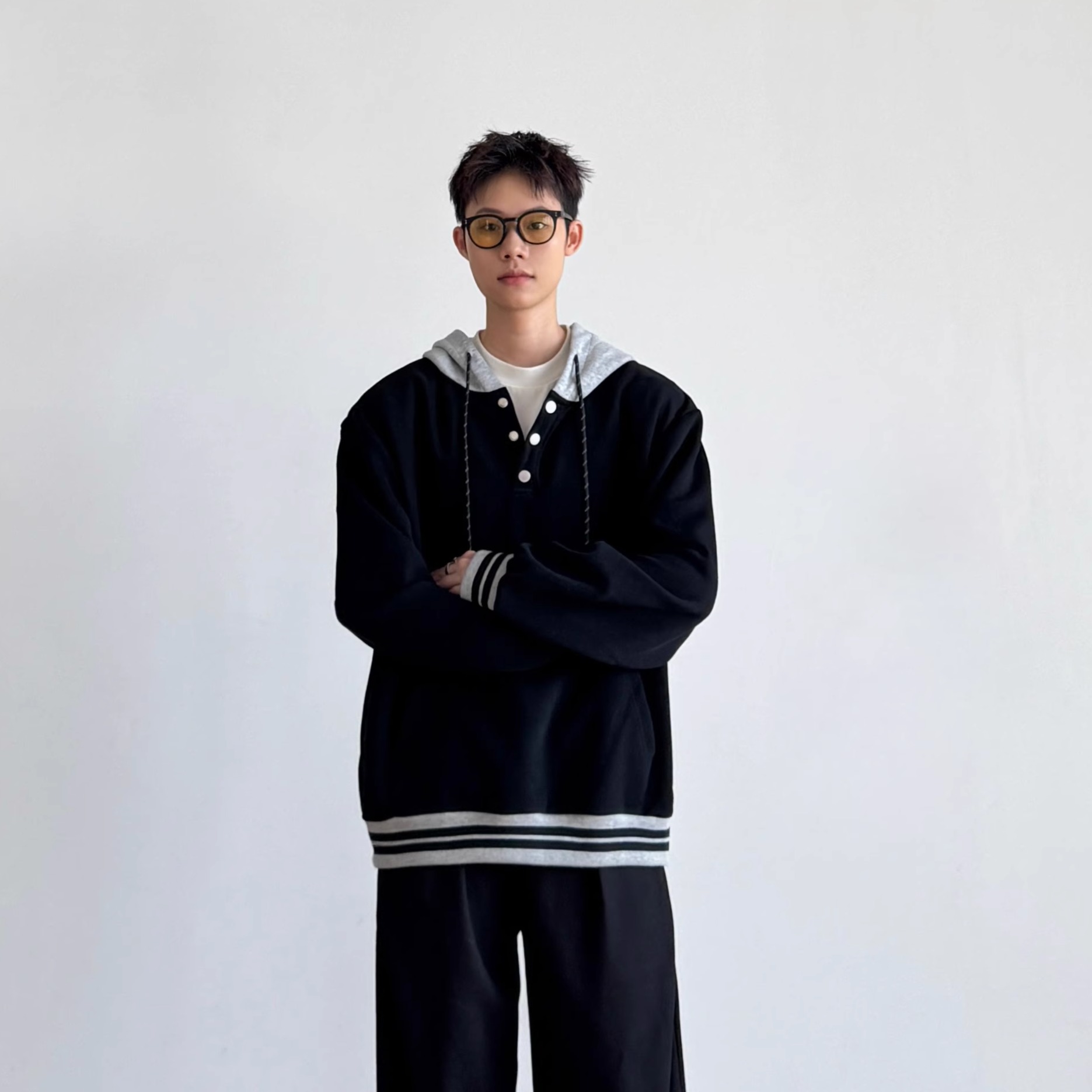 SIIIEND日系复古拼接连帽卫衣