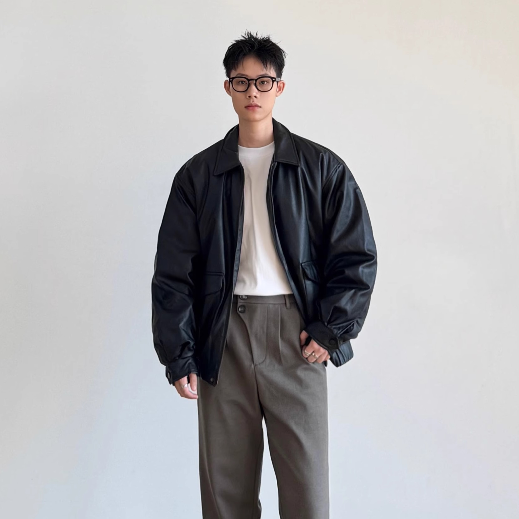 美式复古PU皮翻领羽绒服