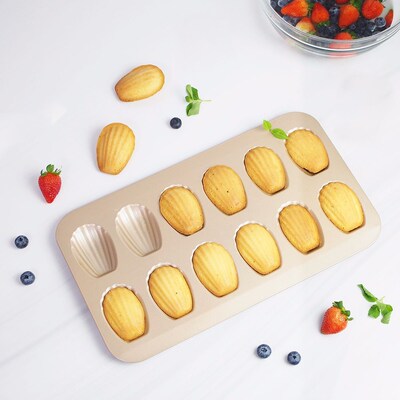1pc Cake Baking Pan 12-Cavity Non-Stick Seashell Shape Bread