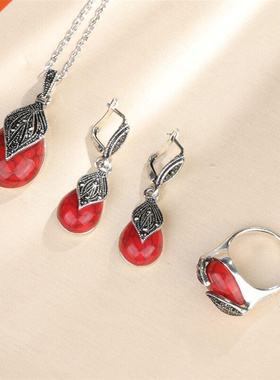 Simple Red Resin Accessories Set for Women Vintage Female We
