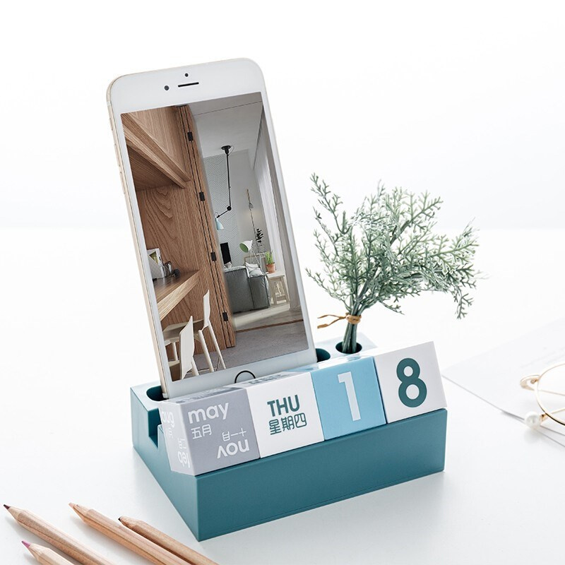 NoRDiC StuDy Room DeCoRAtioN PHoNe HolDeR CAleNDAR ARtwoRk