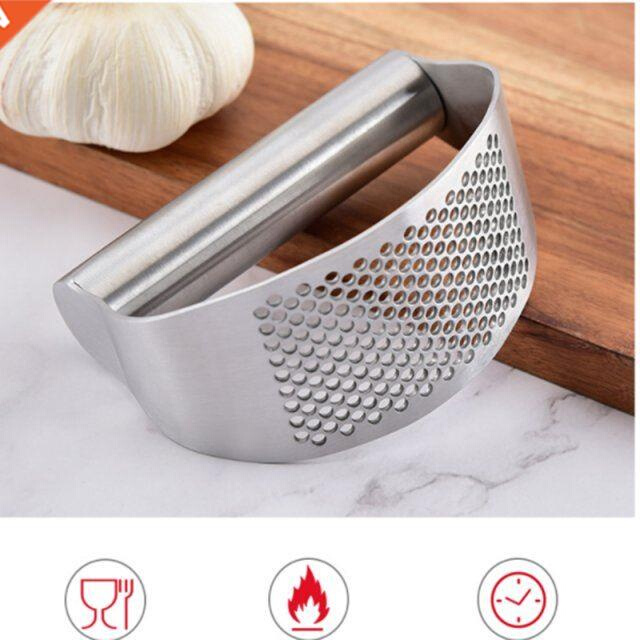 Multi-function Manual Garlic Presser Curved Garlic Grinding