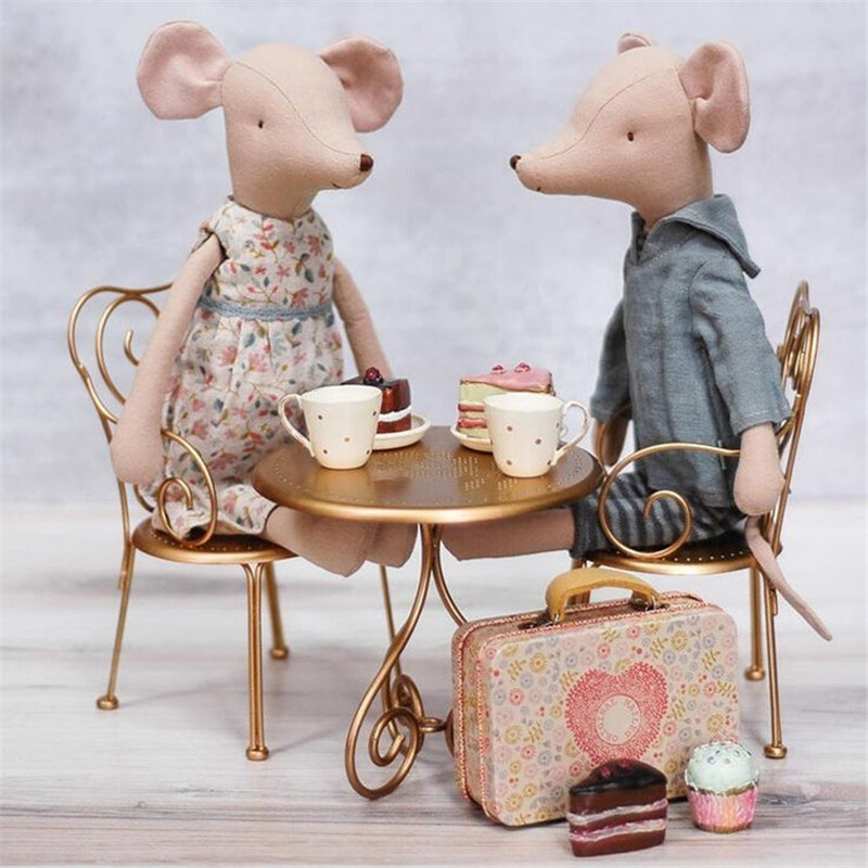 Aizulhomey Nordic Metal Dining Table And Chair Mouse