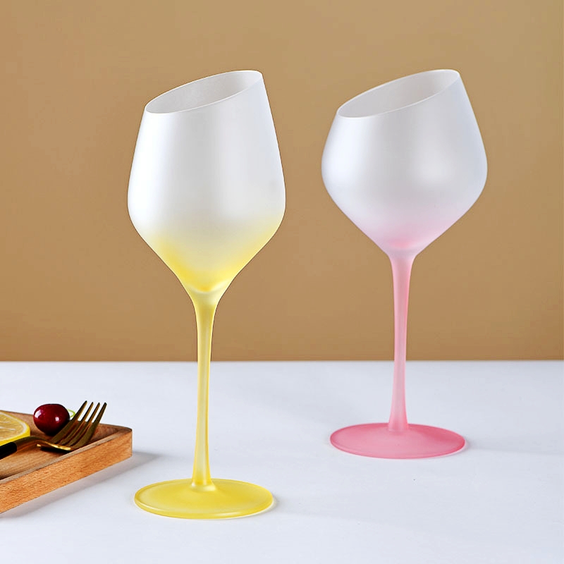 创意红酒杯回畔森林渐变糖果色