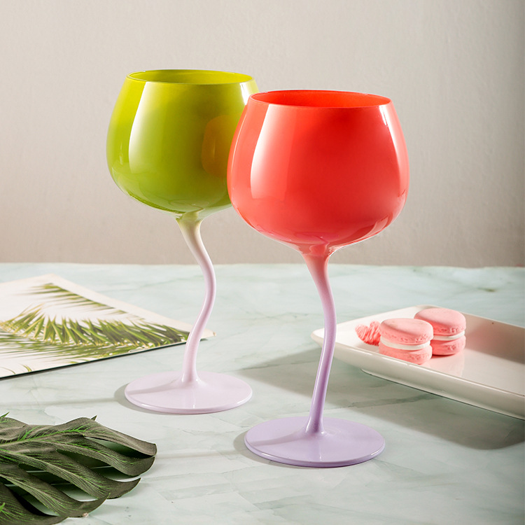 回畔森林红酒杯奶油糖果撞色