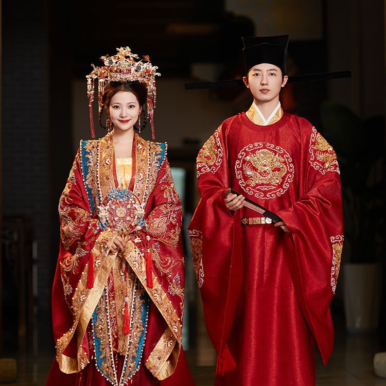 明制汉服婚服重工礼服套装
