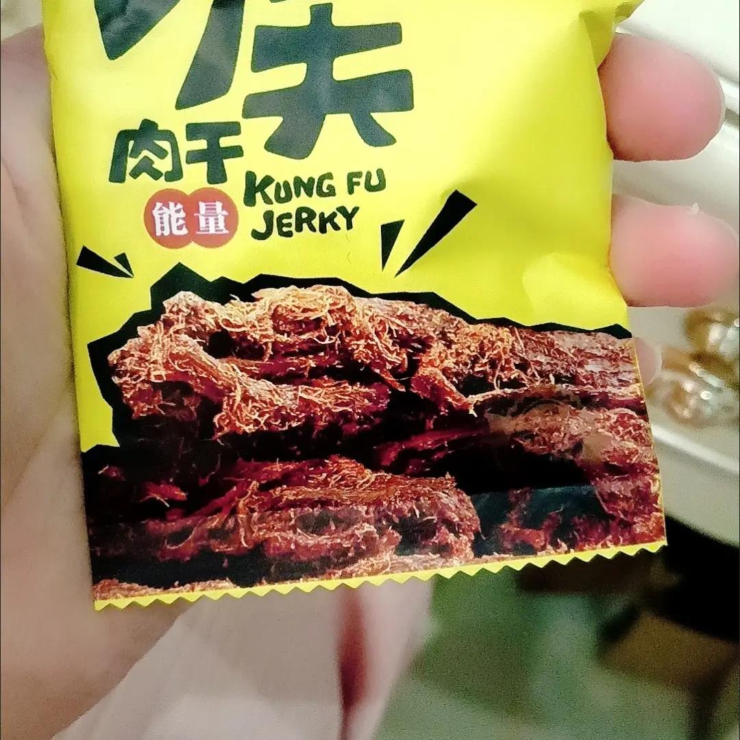 朱颜记功夫肉干肉猪肉干卤肉片小包装猪肉条香辣500包