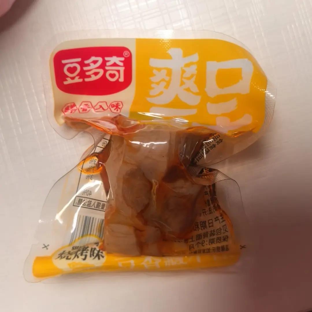 新日期豆多奇爽口豆干独立包装麻辣烧烤寝室休闲解馋小零食超惠装