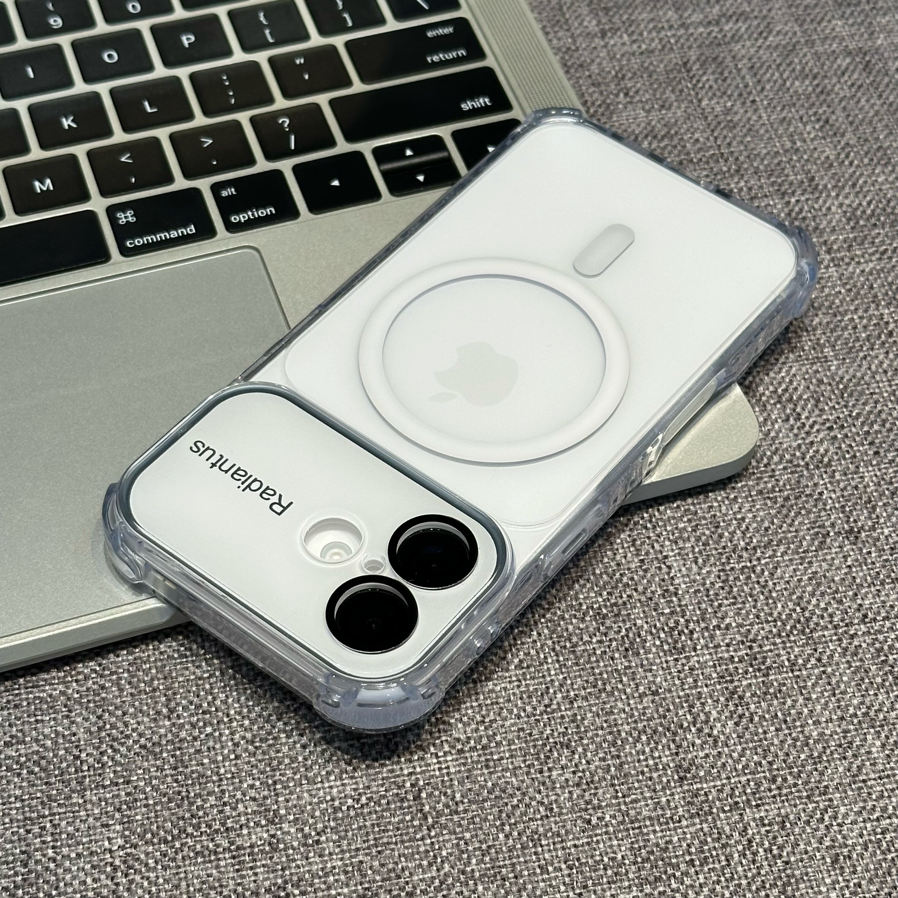 新品17透明磁吸适用苹果17promax手机壳四角气囊防摔iPhone16promax全包带镜头膜15pro简约16pro男女保护套13