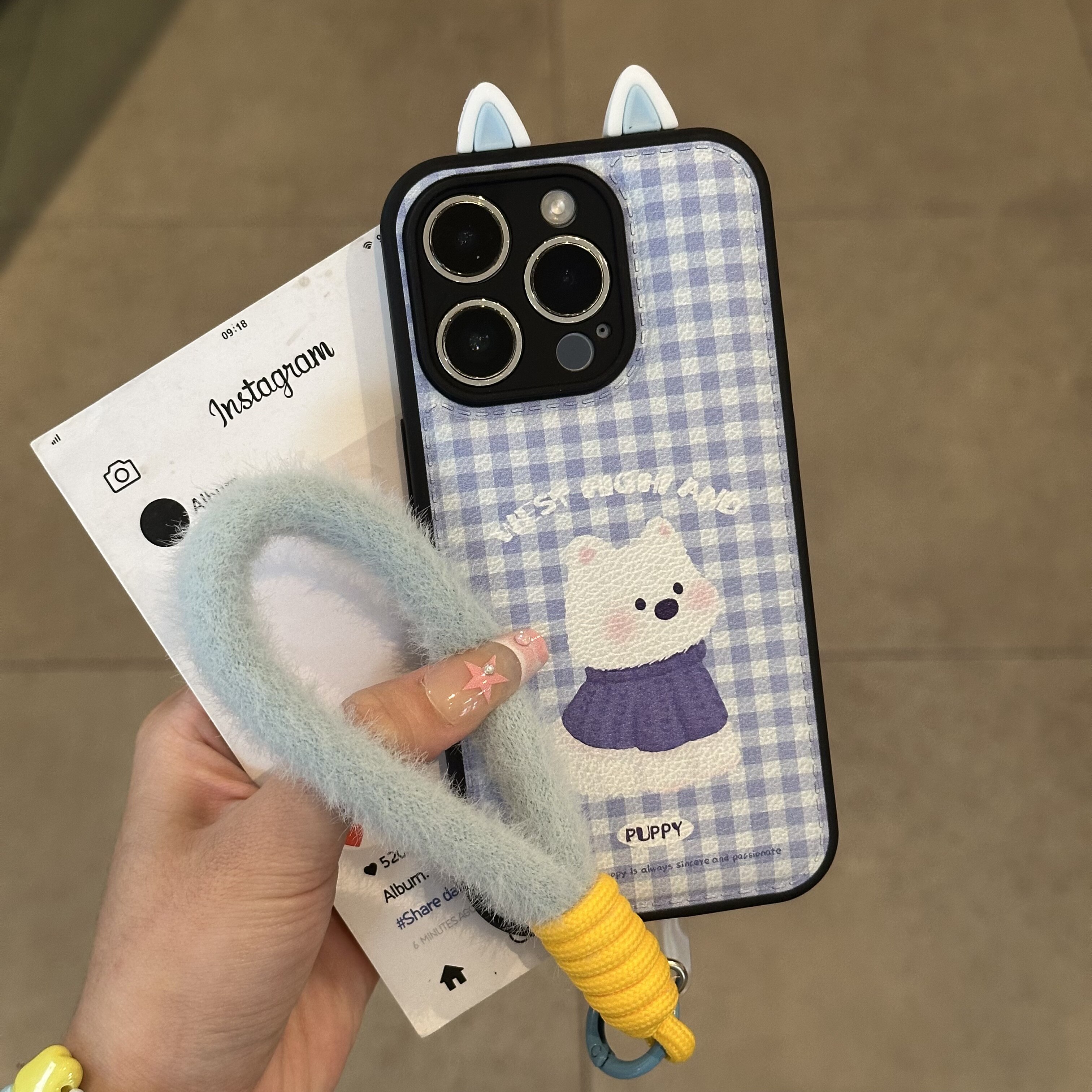 蓝针织衫西高地适用苹果17promax手机壳16pro华为mate70新款挂绳气垫壳OPPOReno13立体耳朵vivos20小米15超火