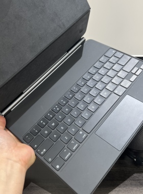 适配苹果iPad Pro妙控键盘11寸 12.9英寸Air4 5 6 7M2M3M4 M5原装