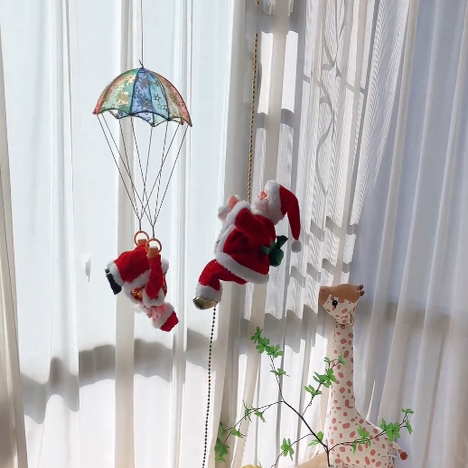 圣诞电动爬绳玩具网红爆款圣诞老人沿绳攀爬哄娃神器婴儿抬头训练