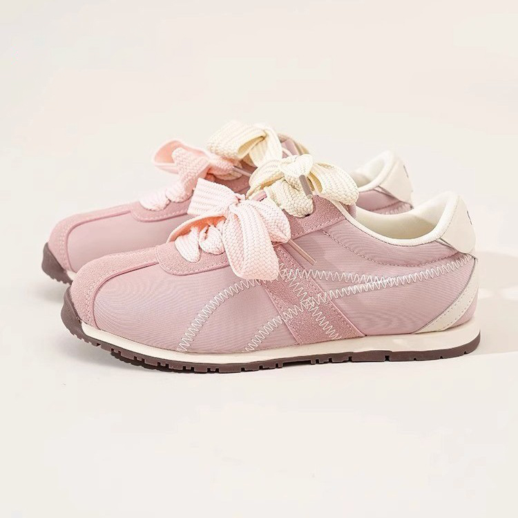 爆款2025小众芭蕾风德训鞋