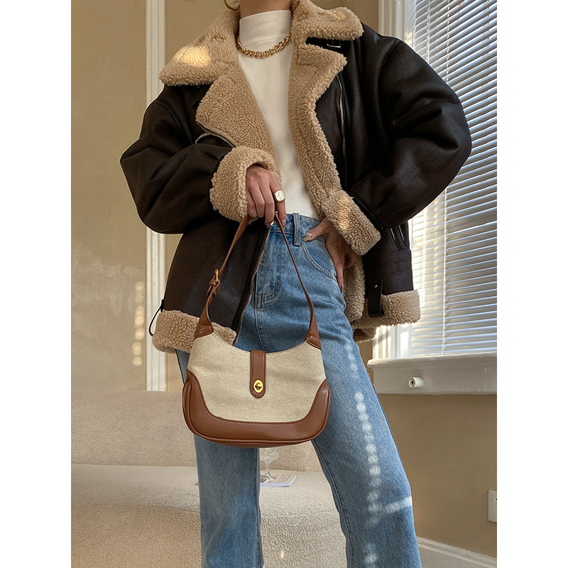 司南 厚重粗砺感仿羊羔毛皮毛一体大翻领机车外套秋冬新款