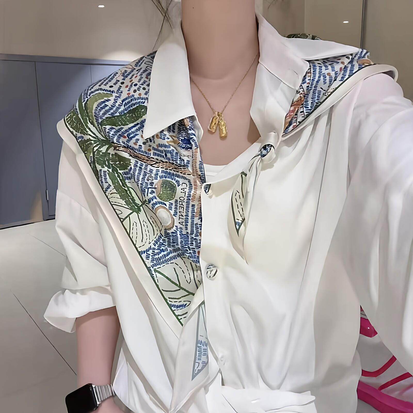 覆古画报涂鸦小方巾文艺三角巾高级感丝巾围巾棉麻感衬衫穿搭披肩