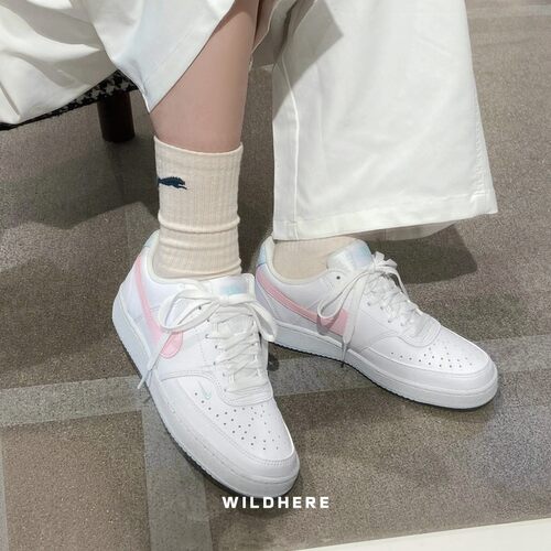 Nike女板马卡龙配色通勤逛街百搭