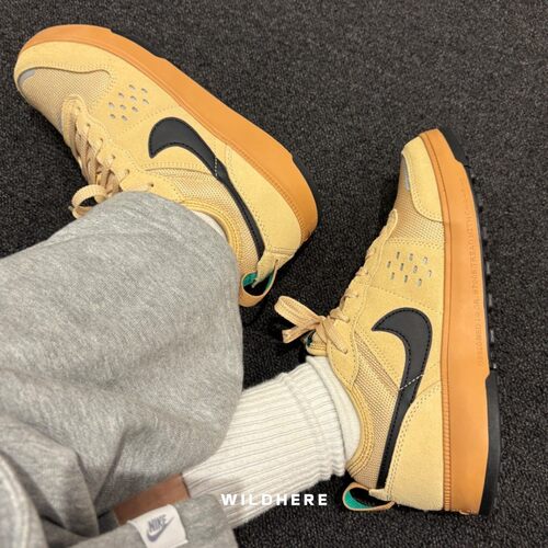 Nike大童鞋舒适翻毛皮复古耐磨
