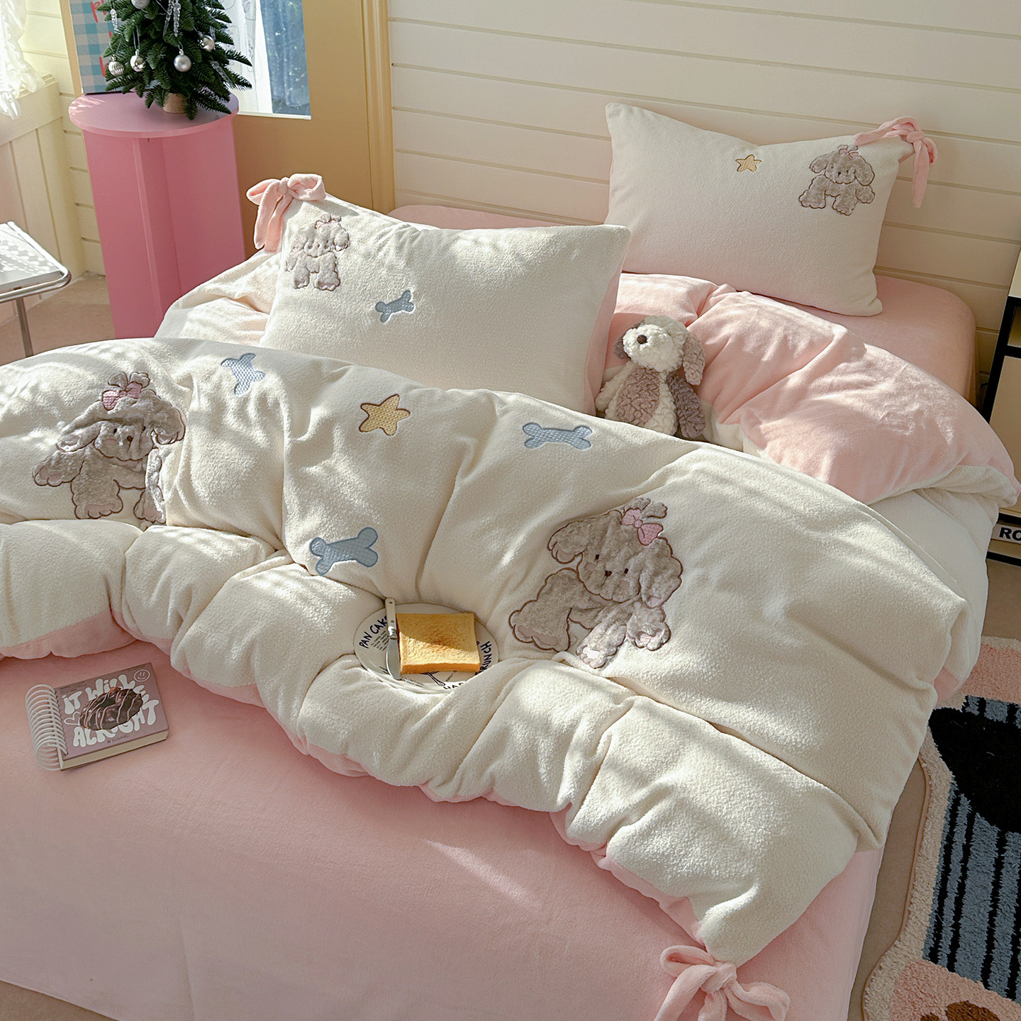 秋冬季ins可爱少女心暖绒牛奶绒卡通绣花床笠款四件套儿童三件套