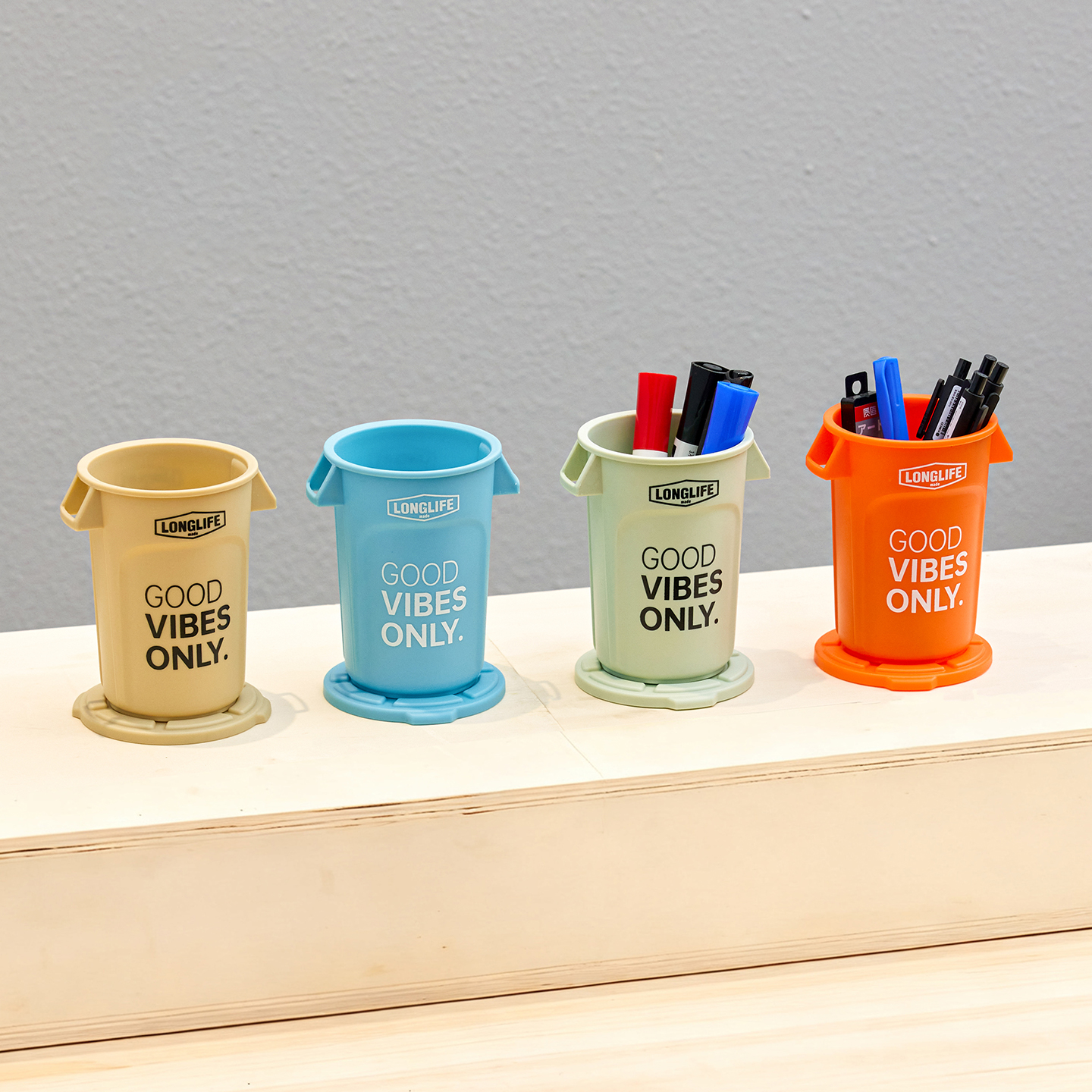 小款精致笔筒磨砂哑光简约