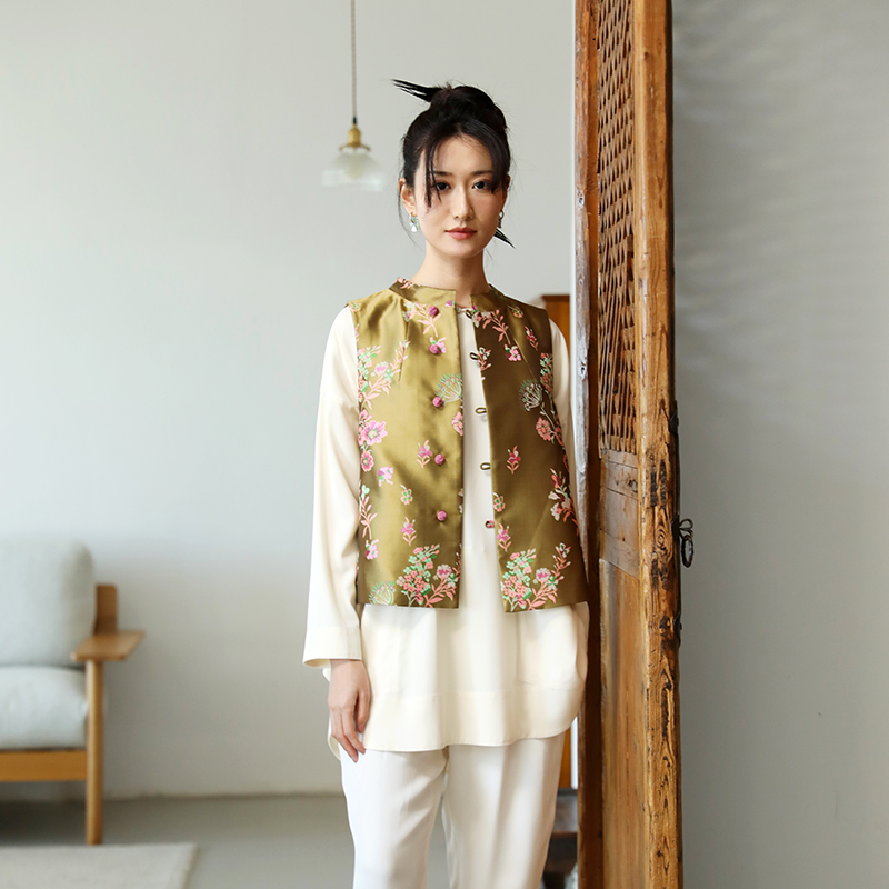 桃知单排扣中式短款立领提花马甲