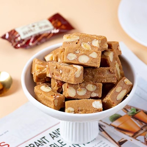 法式扁桃仁奶脆网红坚果巴旦木太妃高档糖果糖果年货小零食整箱冠