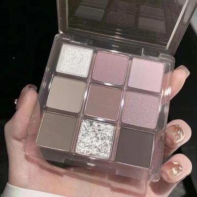 沙丘灰粉九宫格眼影盘正