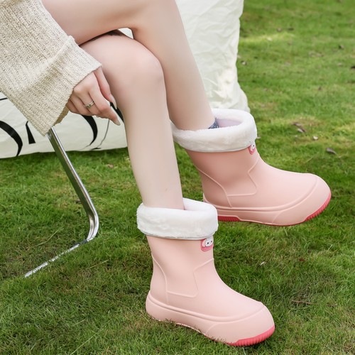 日系卡通防水鞋女款可爱雨靴防滑耐穿中筒雨鞋一体成型软底胶鞋