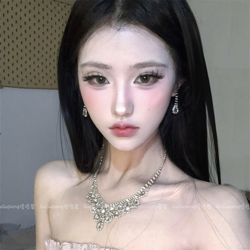 超闪镶钻水滴流苏项链图片