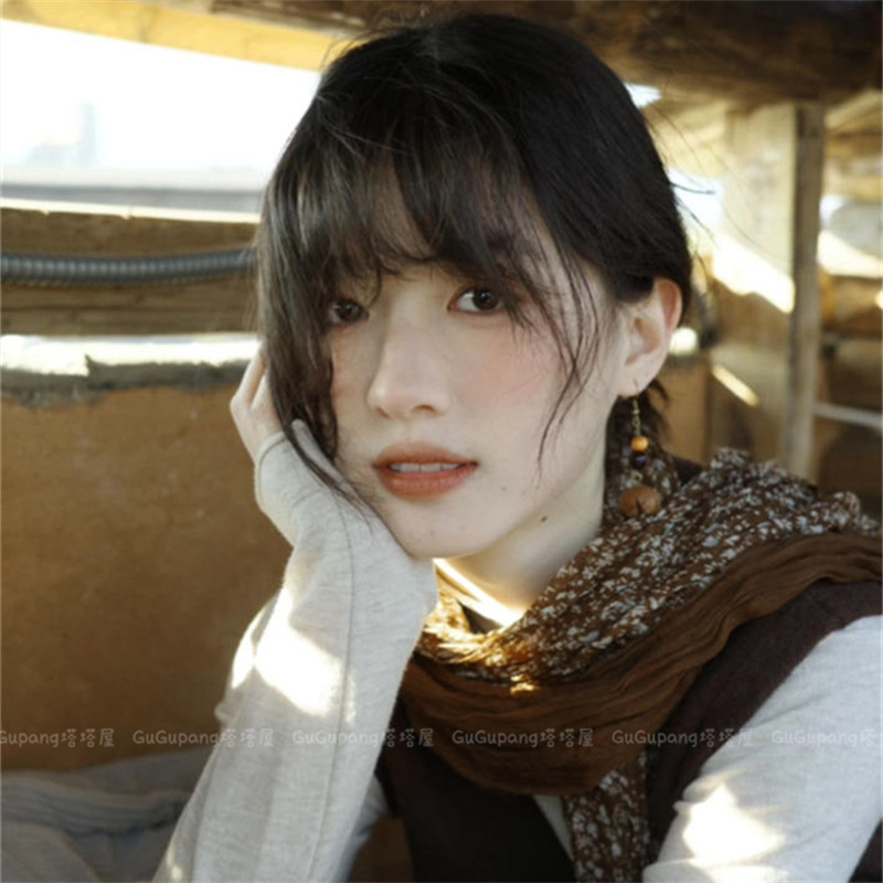 古着文艺感撞色碎花褶皱围巾女冬季氛围感民族风保暖丝巾围脖护颈