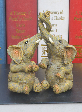 跨境新款现代简约情侣双象家居摆件客厅酒柜玄关装饰树脂工艺品