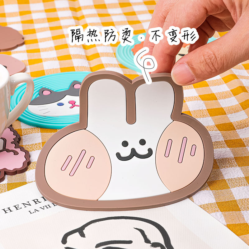 校园礼品可爱创意卡通动物杯垫家用防滑隔热硅胶碗垫耐热防烫餐桌