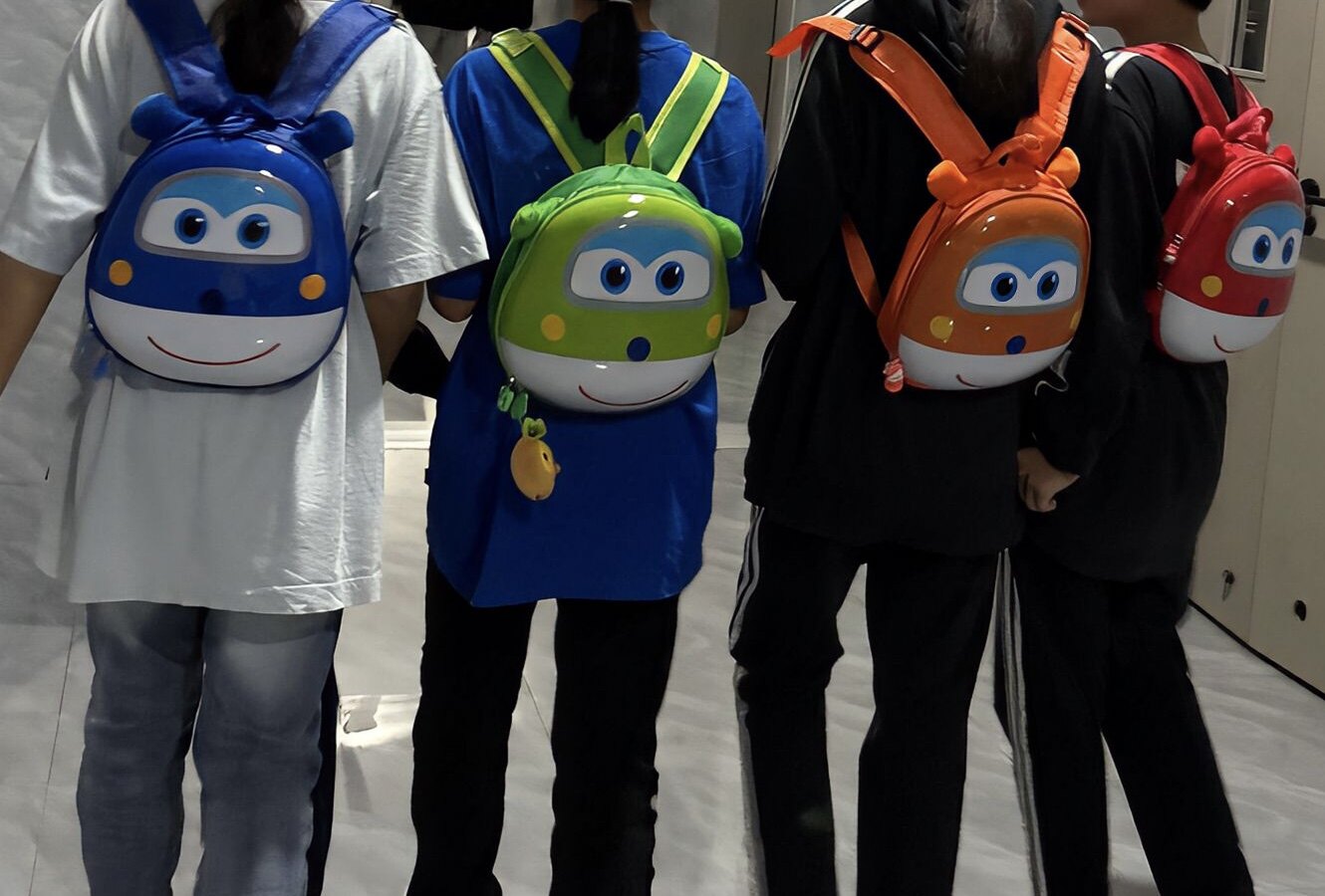 儿童书包幼儿园男3-5岁宝宝小书包婴幼儿小爱背包女孩可爱潮