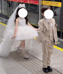 女童礼服花童连衣裙2025年夏季新款富家千金感网纱背心公主蛋糕裙