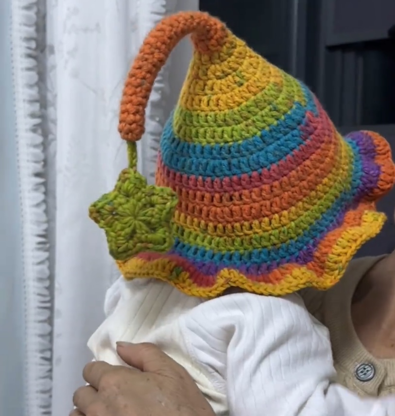 新款成品巫师帽纯手工钩织儿童款成人款巫师帽diy编毛线