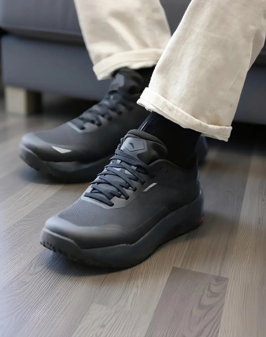 安踏 风雨兼程 【z哥同款】网面秋冬轻便轻户外徒步鞋减震不累脚