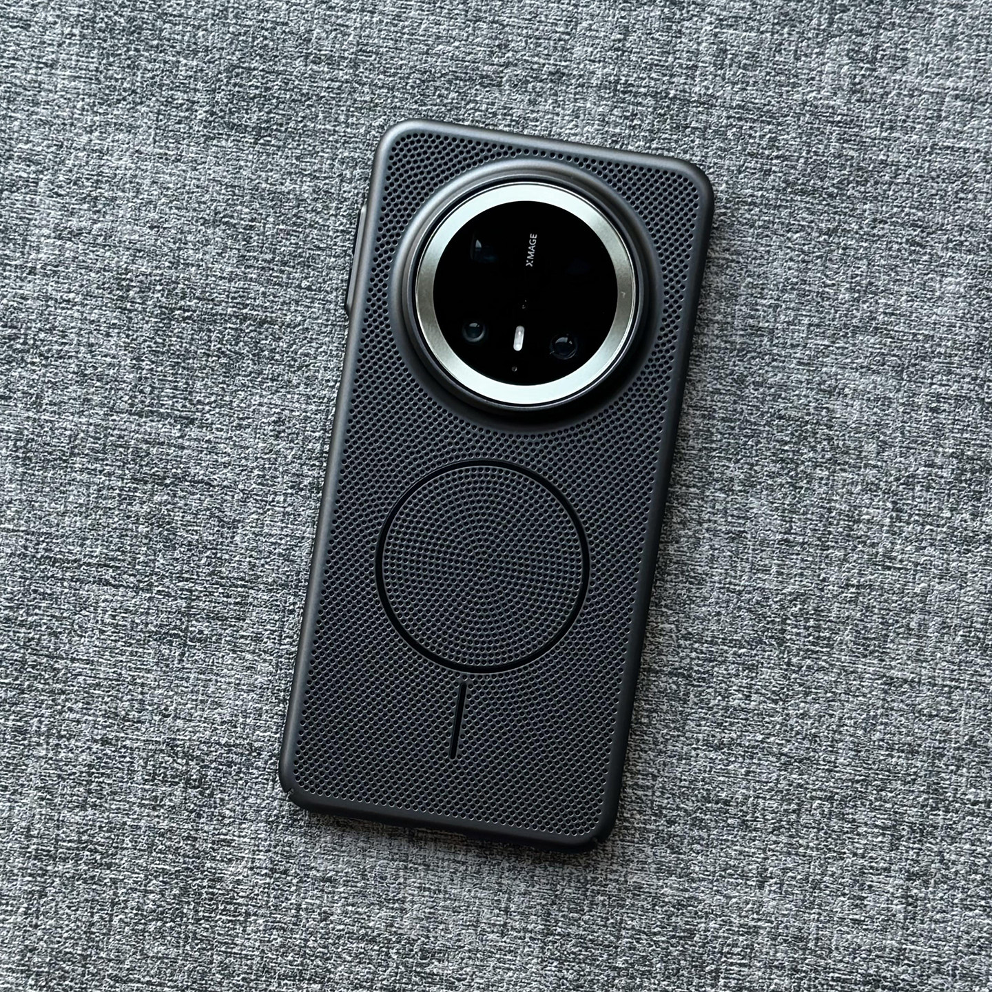 钛金属漆电镀细磁吸蜂窝散热网壳适用华为mate80苹果小米17promax手机壳15/14plus华为mate70/60pro+薄pura硬