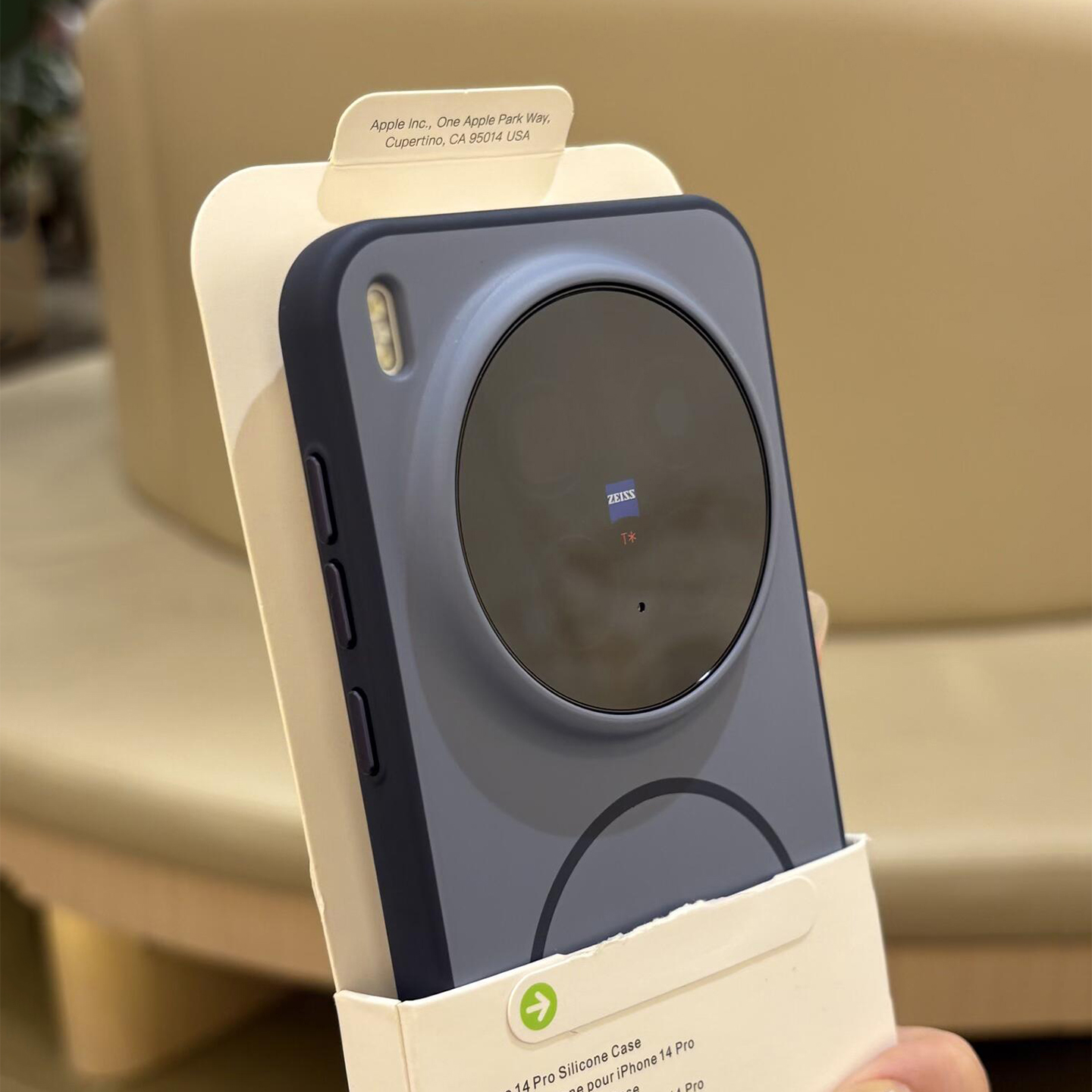 深蓝色文艺男高级磨砂Beat细磁吸