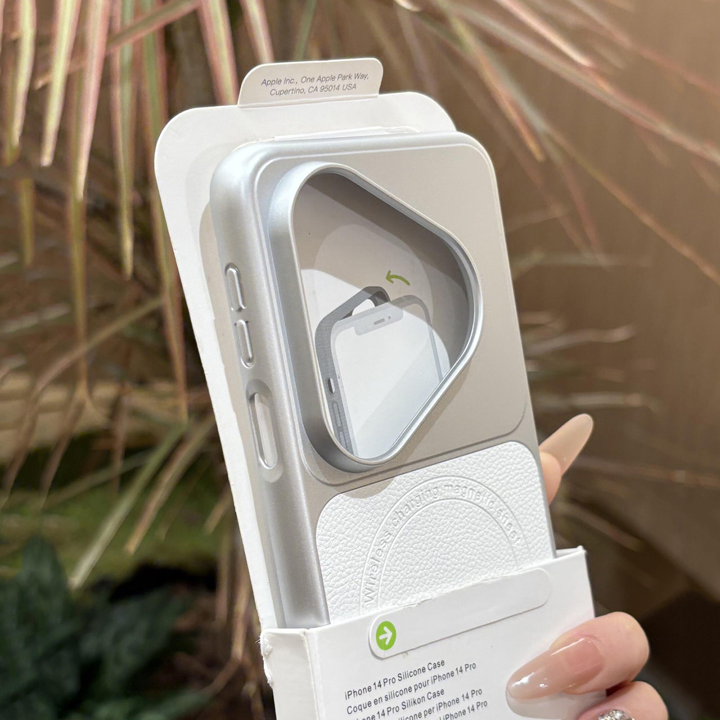 白月光荔枝纹磁吸logo素皮防滑电镀金属漆适用华为Pura80手机壳p70+全包mate70硬60pro高级感荣耀500/magic8